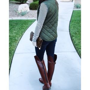 NWT 🐊 Army Green Quilted Vest